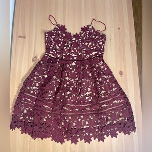 Floral Embroidered Mini Dress in Burgundy Size S